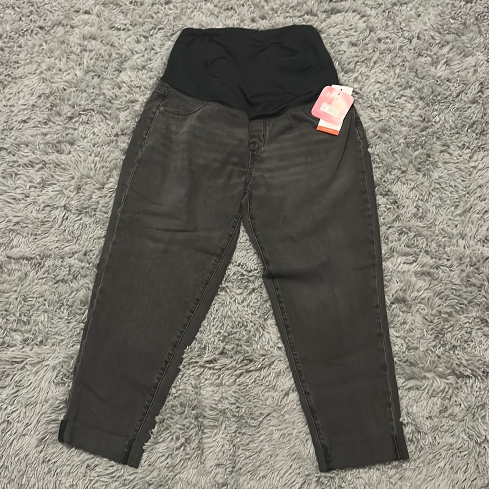 BRAND NEW maternity jeans
